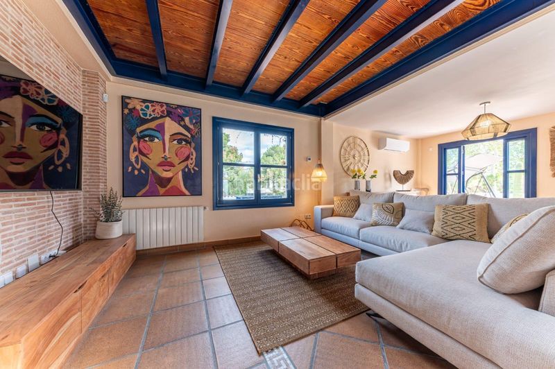 Foto 48d60a2a-ab93-4a66-86b6-6ca9700ce2a2. Chalet exquisita vivienda con detalles de ensueño !!! en Alicante
