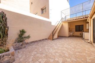 House  Calle mosen fenollar. Vivienda a reformar en los angeles , atención inversores!!!!