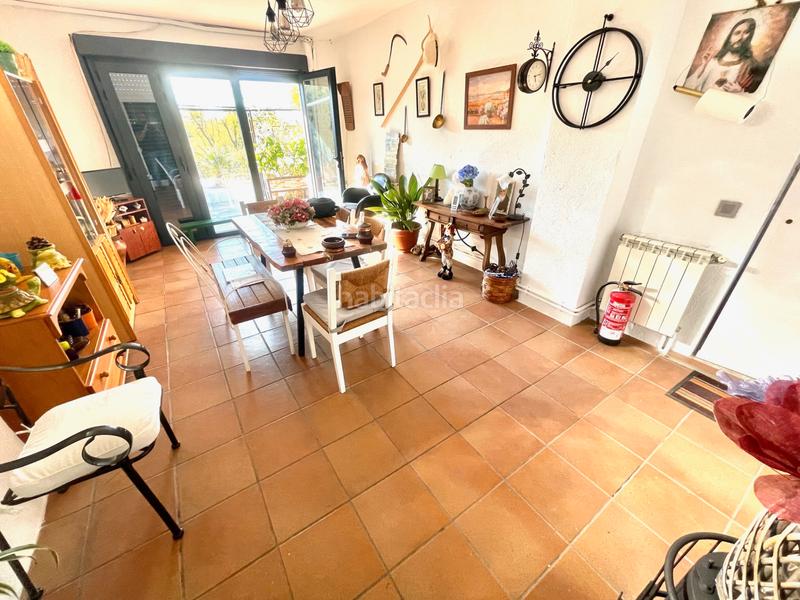 Foto e17b76d0-4d43-45b0-b43d-01c23fb17755. Chalet avec chauffage parking piscine dans Mejorada del Campo