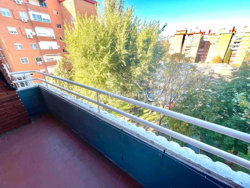 Foto 8f3a8277-b2a2-44cb-b789-bc695c8e3c0e. Etagenwohnung mit heizung pool in Sur - PAU 4 Móstoles