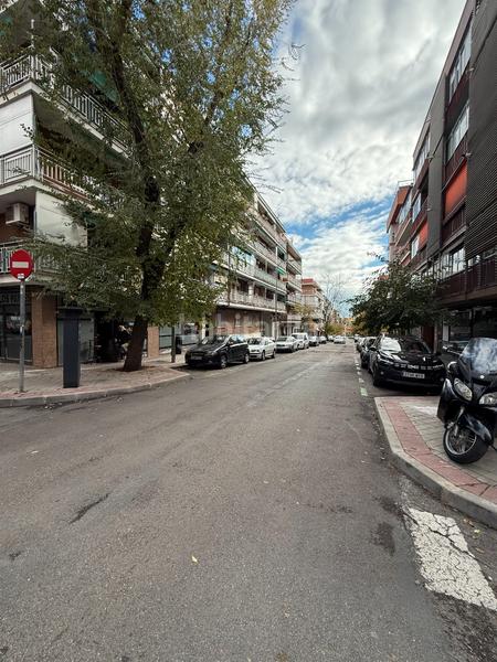 Foto 6ad6158d-c302-42c2-b203-53cf9ee7e605. Piso en Ventas Madrid