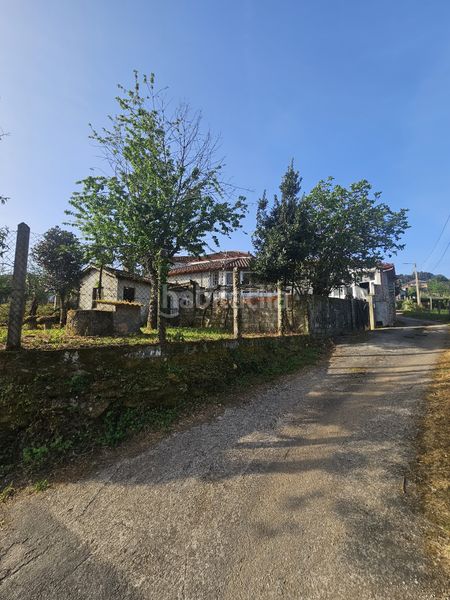 Foto c0bef913-b514-4e1e-b8f6-aee537c3c94c. Xalet a ou-0215 101 a Toén