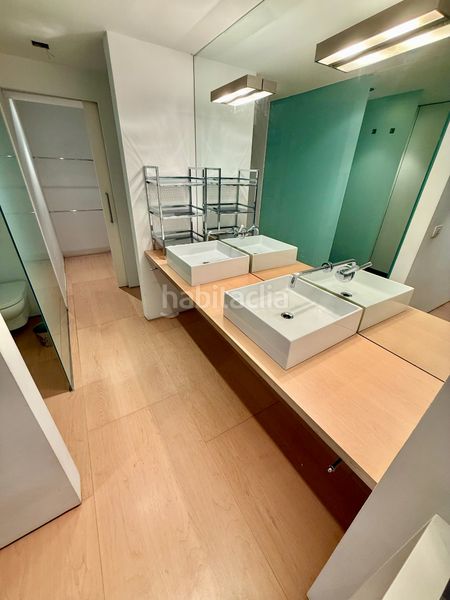 Foto fbb7a081-9a15-4304-81ee-f66686c2837e. Dúplex en calle de talavera 6 en Hispanoamérica-Bernabéu Madrid