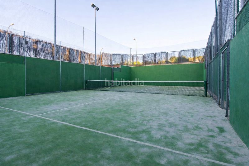 Foto 2102f7ff-e025-43b1-a6eb-90d0bb29a503. Pis amb calefacció piscina a Sanchinarro Madrid