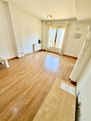 Etagenwohnung in Calle mendívil 33a
