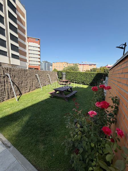 Foto 6e3b31e8-8ba9-41fd-af60-d5a3fb95afaf. Lloguer àtic amb calefacció aparcament piscina a Guadalajara