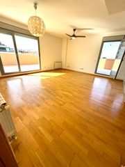 Rent Penthouse  Calle señorío de molina