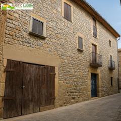 Haus in Tàrrega. Casa amplia con encanto y posibilidad de huerto en tàrrega.