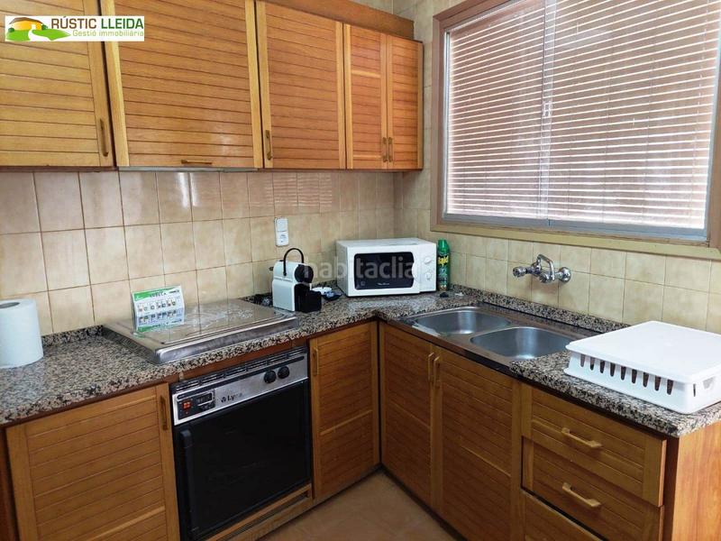 Foto 0caddf8b-e6c4-4b40-bf95-cccb51ff8940. Casa amplia casa con terraza . en Arbeca