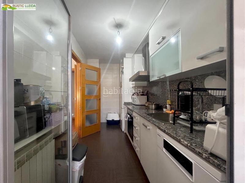 Foto 420b93e2-3e59-4e9e-be91-65e05f1417f5. Flat with heating in La Bordeta Lleida