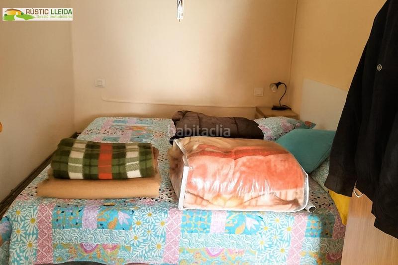 Foto 9f9b7ffa-8604-499e-9302-313b09cb294f. Casa a schiera con riscaldamento parcheggio in Bell-lloc d´Urgell