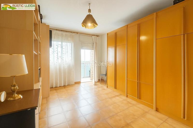 Foto 0dbb1b85-2dcb-401c-9f01-ee5352839cf4. Pis amb calefacció a Príncep de Viana-Clot-Xalets Humbert Torres Lleida