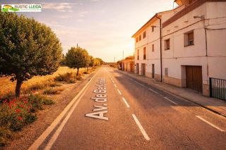 Casa adossada a Mollerussa. Tu primer hogar te espera en el poal! a solo 5 minutos de moller