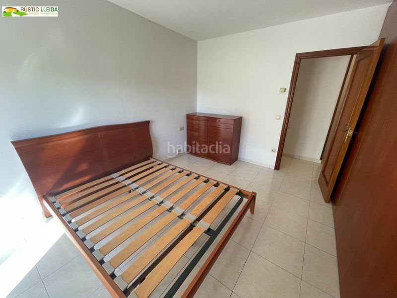 Foto a1ed184c-6d86-4f9e-9b96-39516f6dba45. Pis amb aparcament a Mollerussa