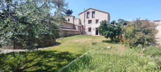 Casa a Os de Balaguer. Casa rural en alberola.