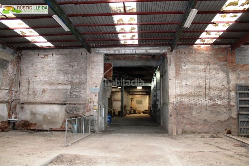 Foto b41116fc-b66a-4c9a-b121-f8121b70455b. Nau industrial a Mollerussa