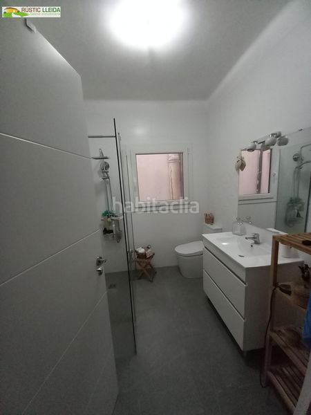 Foto 1f8afe46-7503-4dd6-a0f1-e4843f346d96. Semi detached house with heating parking in Tàrrega