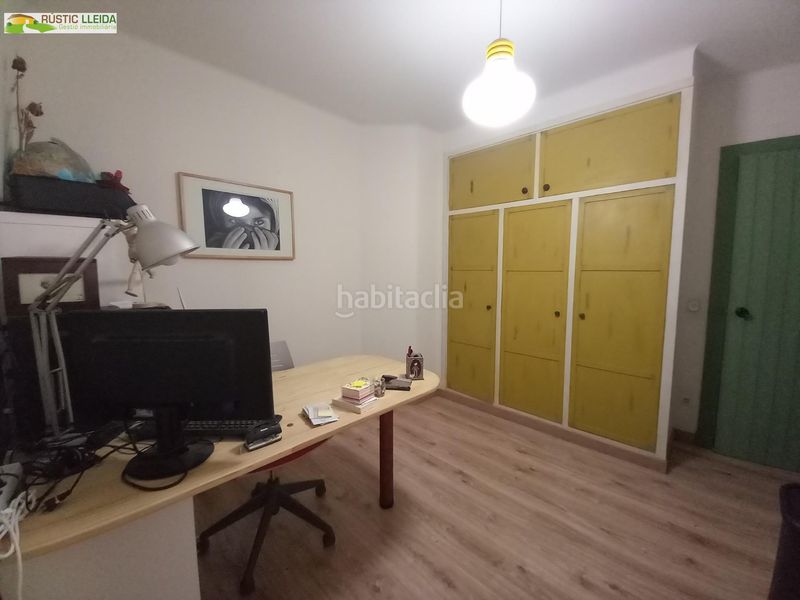 Foto f86b6a7d-a1d3-4f2e-a1fe-50d837883892. Semi detached house with heating parking in Tàrrega