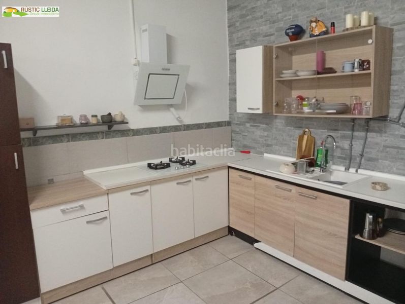 Foto ed819b21-c607-4a88-b76e-16c949f9aace. Casa amb calefacció aparcament a Ivars d´Urgell