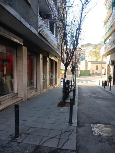 Foto 5654adcd-2791-48bb-b399-5f9a50834b13. Business premise in Singuerlín Santa Coloma de Gramenet