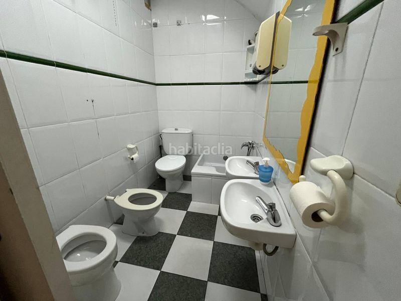Foto 1be14968-a07b-4d13-9712-12b4e7837dcb. Casa amb calefacció aparcament a Centre Santa Coloma de Gramenet