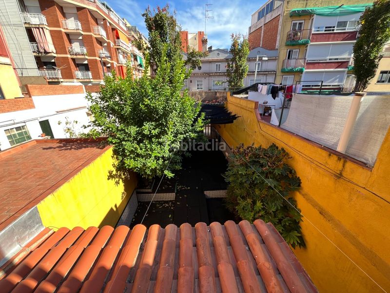 Foto 45e4d39c-7658-4505-b25e-919973e51ae2. Casa amb calefacció aparcament a Centre Santa Coloma de Gramenet