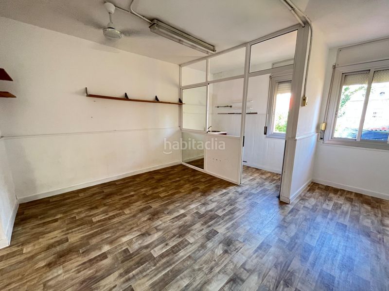 Foto 98d60925-35a2-4a68-878b-38b0c251be24. Casa amb calefacció aparcament a Centre Santa Coloma de Gramenet