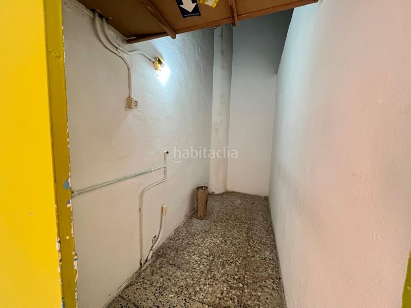 Foto b00043b3-c3ab-43a6-8fe9-0e7a84460724. Casa amb calefacció aparcament a Centre Santa Coloma de Gramenet