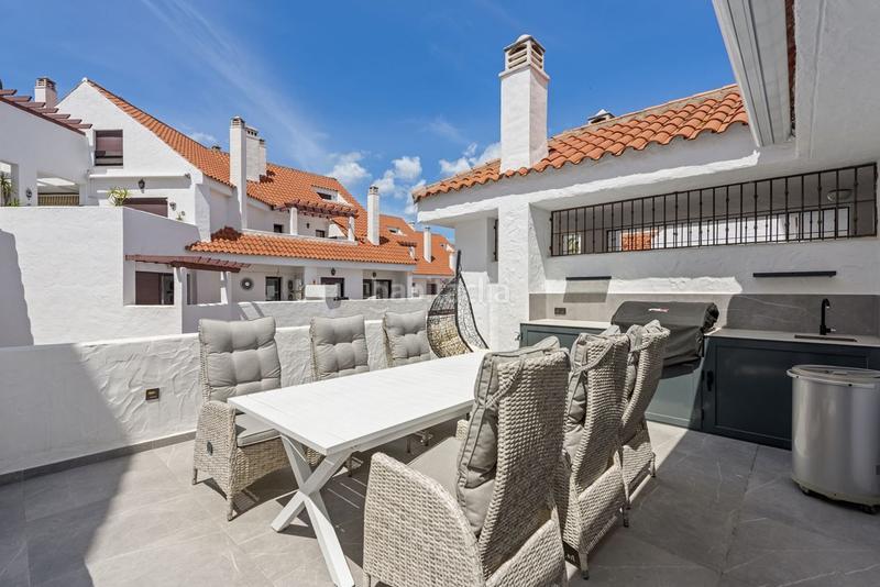 Foto 562855d1-8831-45f3-bcbc-27e3974af199. Attique dans calle 01b nva andaluc 13b dans Nueva Andalucía centro Marbella