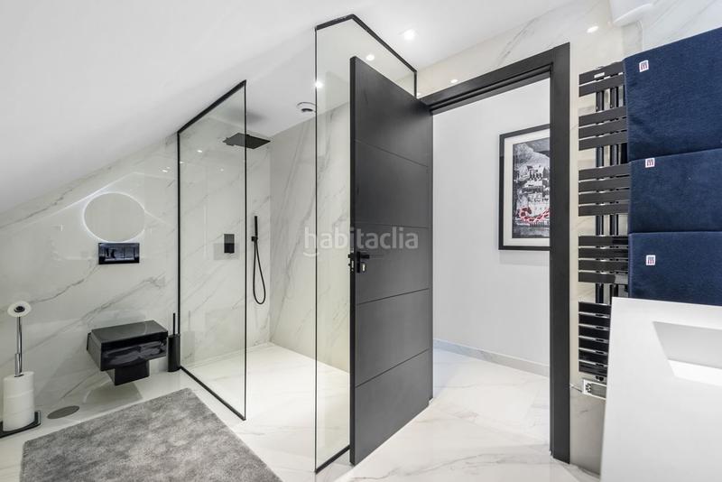 Foto f7f82b0a-5e44-4b9e-8f58-b8d632c91d5c. Attique dans calle 01b nva andaluc 13b dans Nueva Andalucía centro Marbella