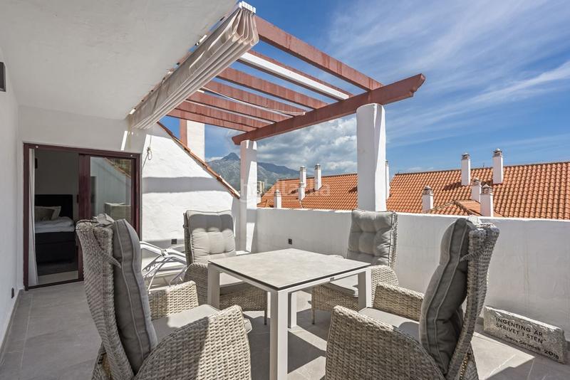 Foto 1724b1a5-ae7b-41c4-8ada-68db7d915726. Penthouse in calle 01b nva andaluc 13b in Nueva Andalucía centro Marbella