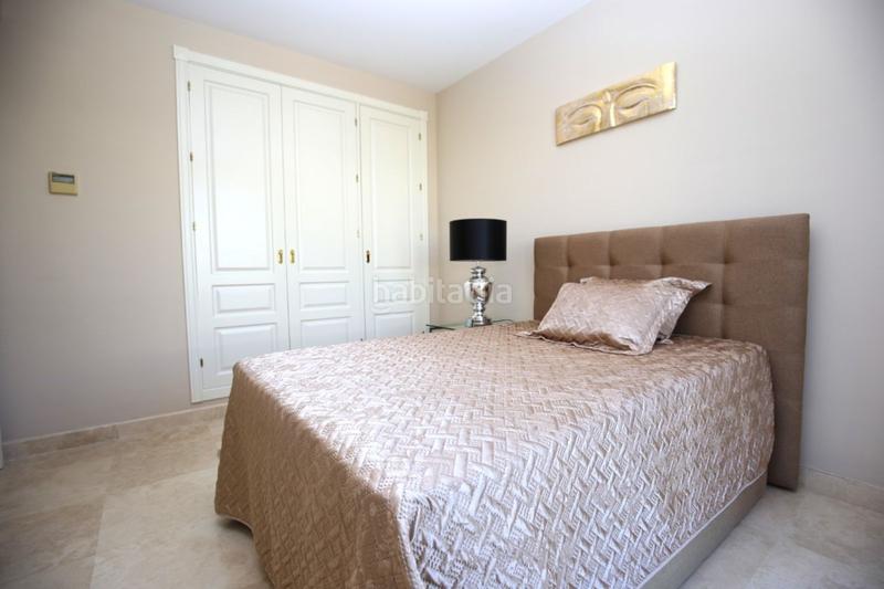 Foto 8ae5e8e0-e9f3-49d3-a886-89f8ccbfdf01. Casa a schiera in calle del paraíso 13 in Cancelada Estepona