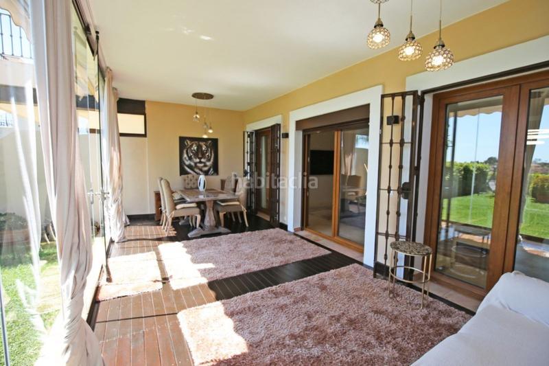 Foto edc38bcc-ec32-40d2-aca7-25e87a9406f3. Casa a schiera in calle del paraíso 13 in Cancelada Estepona