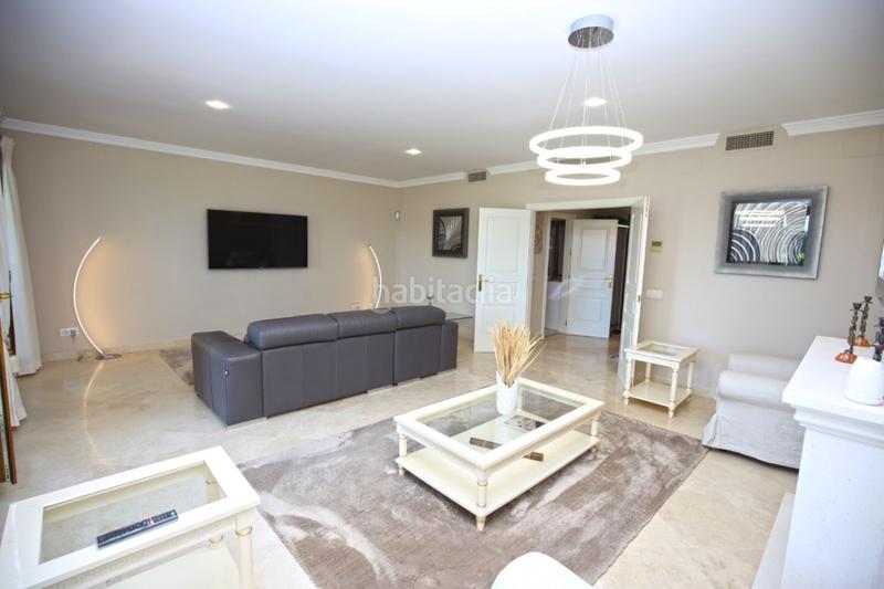 Foto fec59254-6d51-450e-b12c-0c9f68adff2f. Casa a schiera in calle del paraíso 13 in Cancelada Estepona