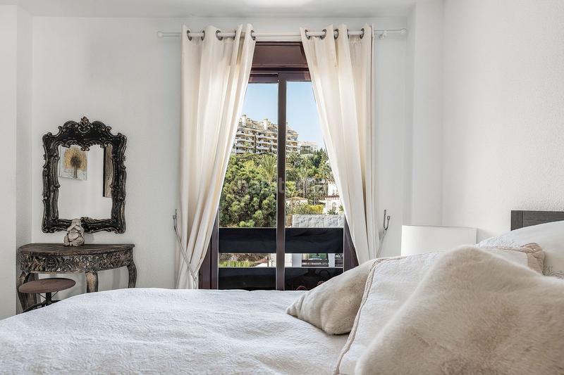 Foto e7e37951-560d-4e92-af5b-a0063927fc9c. Àtic a calle 01b nva andaluc 12 a Nueva Andalucía centro Marbella