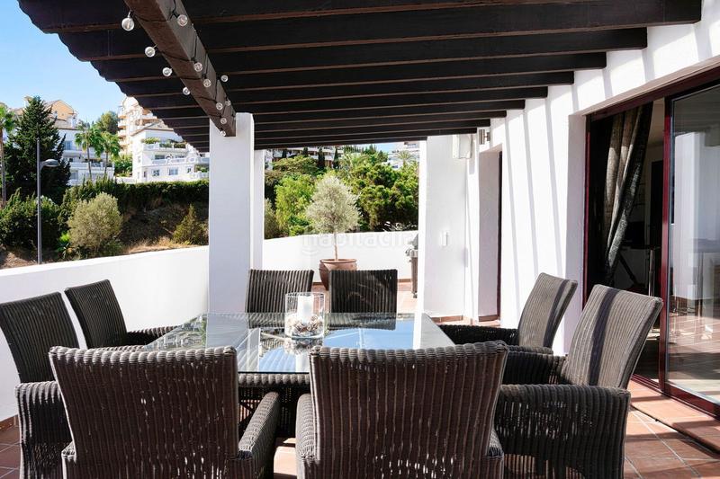 Foto 029f6d73-265d-4a41-99be-a7a281aaf647. Ático en calle 01b nva andaluc 12 en Nueva Andalucía centro Marbella