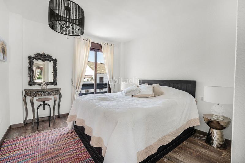 Foto c8676424-ea18-479f-95b0-946c8c26c657. Attique dans calle 01b nva andaluc 12 dans Nueva Andalucía centro Marbella