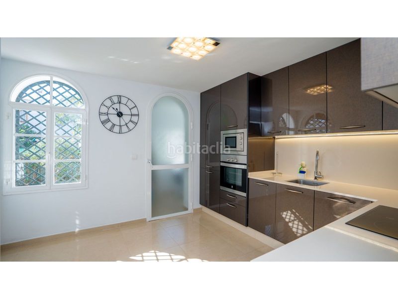 Foto 30478d81-3137-4e4b-9547-9d135e67d67d. Maison jumelée dans calle sirio 18 dans Los Naranjos Marbella