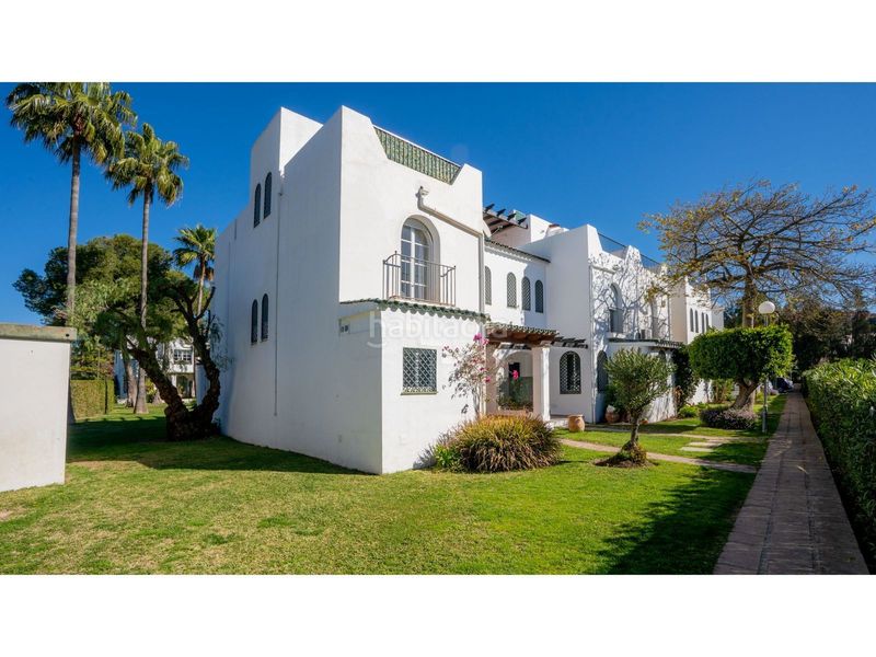 Foto ed8fa709-7463-4ca2-8ce2-ae36d8a9caa6. Maison jumelée dans calle sirio 18 dans Los Naranjos Marbella