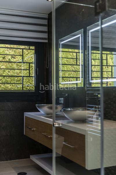 Foto dc9b85c4-e78e-4710-8f0e-2bd5c2fc8c68. Chalet en calle jorge guillén 1 en sierra de Estepona - avda. de andalucía Estepona