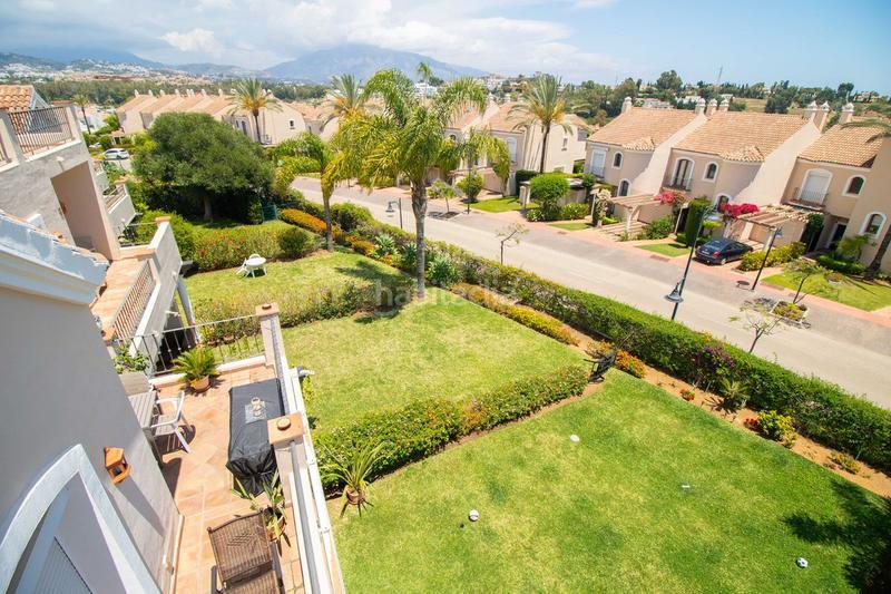 Foto 7f54d061-2984-4dbe-a0ec-3d94367f915b. Semi detached house in calle calendula 51 in Paraiso - Barronal Estepona