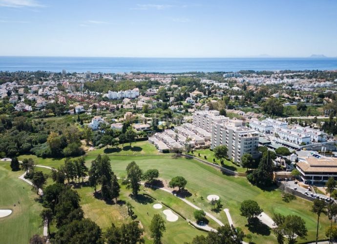 Foto 2487a773-9f0e-4768-b763-7816c4d3fde3. Apartament a n/a a Nueva Atalaya Estepona