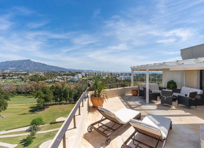 Foto 4a2390b3-8fc3-49a6-953d-0404ab027b28. Apartament a n/a a Nueva Atalaya Estepona