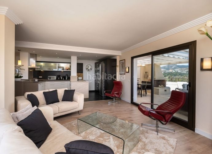 Foto 813e235f-1d26-4b7d-8691-7b37f642a1ae. Apartament a n/a a Nueva Atalaya Estepona