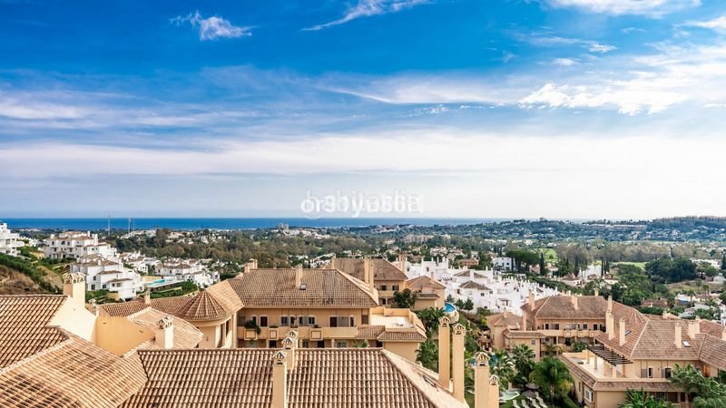 Foto f94a2b9c-6604-4332-909f-6f387d3a1261. Apartamento en n/a en Los Naranjos Marbella