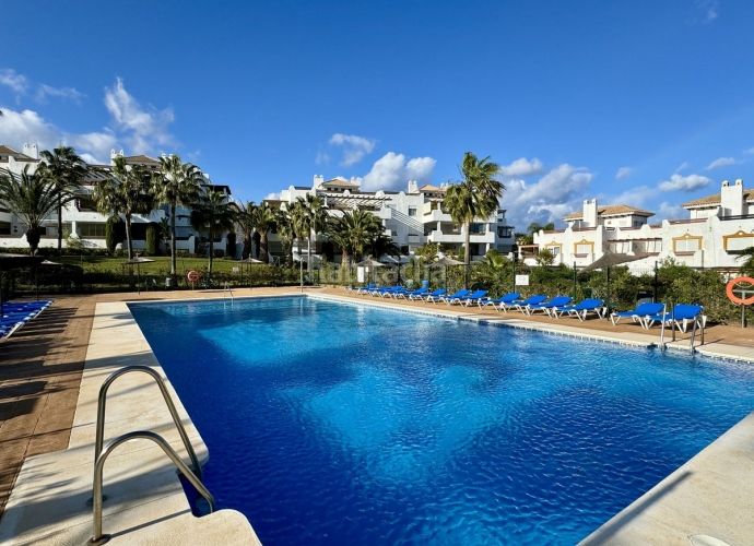 Foto 87b46b00-b179-4446-98ef-1f29c6f520d2. Appartement in calle monda 16 in La Concha - Resina Golf Estepona