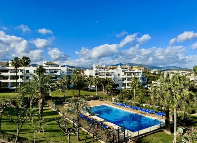Foto e11164de-fe75-4b35-b524-028aa6895e97. Appartement in calle monda 16 in La Concha - Resina Golf Estepona