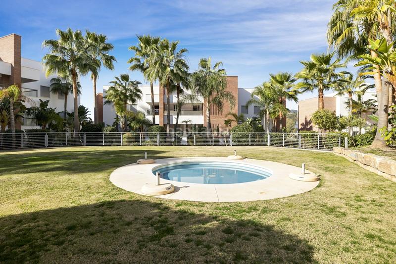 Foto 41d0ff0e-30d6-44f1-b7e7-78ea9f7a59d8. Apartamento en calle los arqueros 4 en los arqueros - puerto del almendro Benahavís