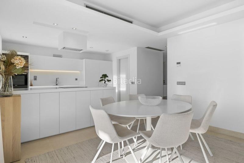 Foto 4b6f3b57-8cdd-4a00-b386-7a02ec6eded3. Apartamento en calle los arqueros 4 en los arqueros - puerto del almendro Benahavís