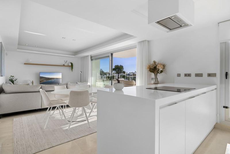 Foto c55d3005-34b8-4b2b-bd7d-3ac8505a4e84. Piccolo appartamento in calle los arqueros 4 in los arqueros - puerto del almendro Benahavís